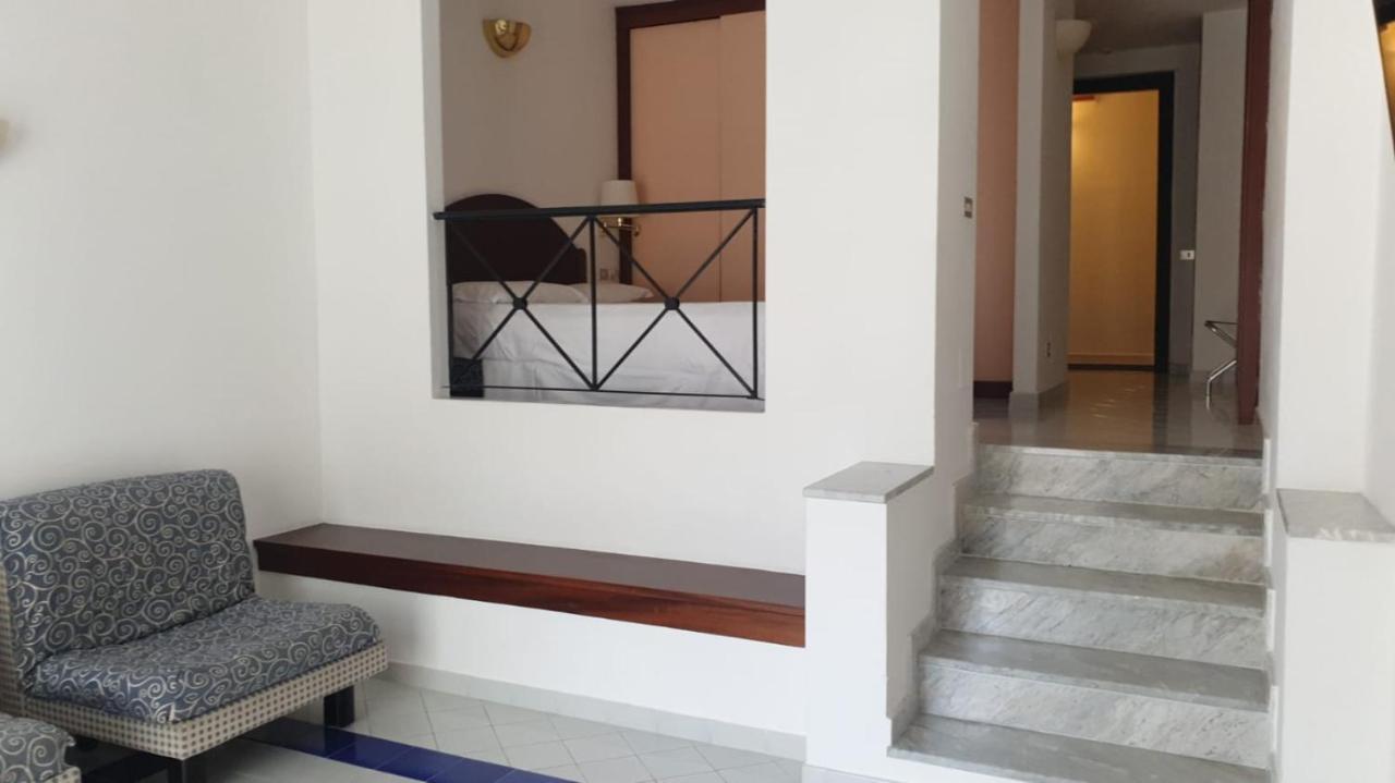 Le Super Suite del Domina Royal Positano Esterno foto